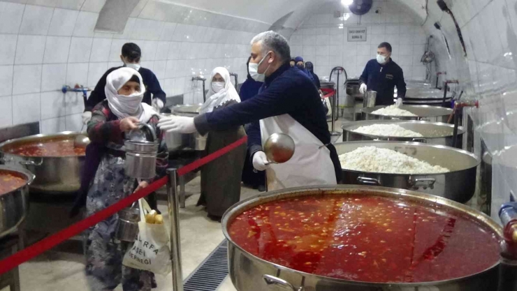 Aşevinde Ramazan Yoğunluğu