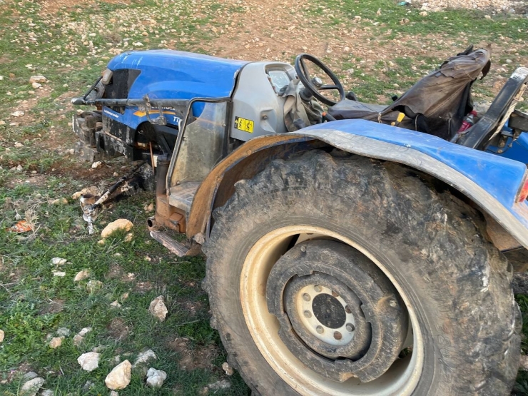 Şanlıurfa’da Traktör Devrildi: 1 Ölü, 1 Yaralı