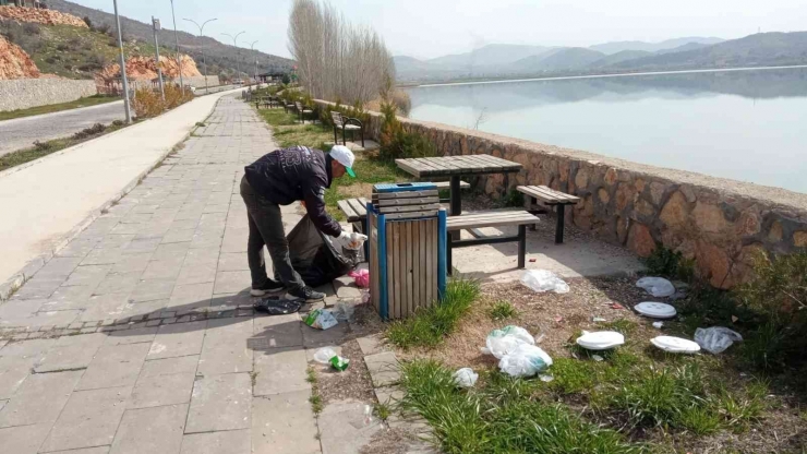 Gölbaşı’nda Cadde Ve Sokaklar Pırıl Pırıl Oluyor