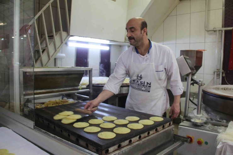 Ramazan Ayında Kadayıfa Yoğun İlgi