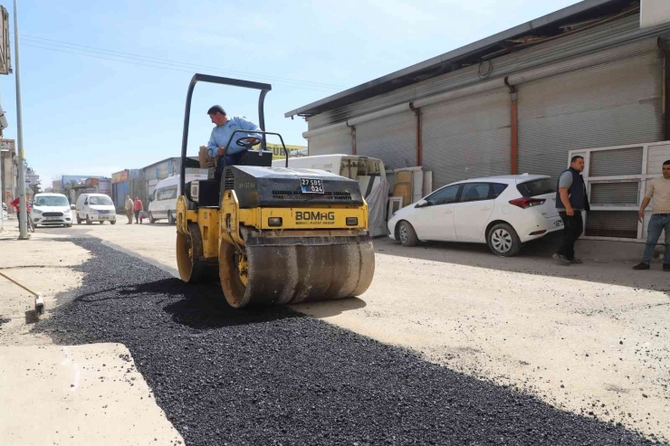 Şehitkamil’de Yoğun Asfalt Mesaisi