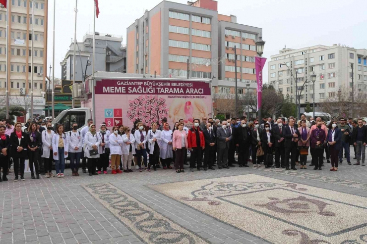 Gaziantep’te Kanser Haftası’nda Bilinçlendiren Etkinlik