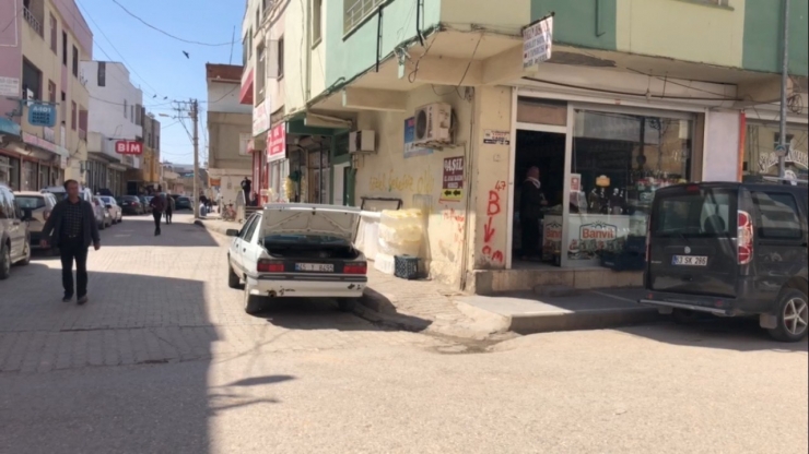 Borç Parayla Aldığı 5 Kilo Kuru Çayı Çalındı