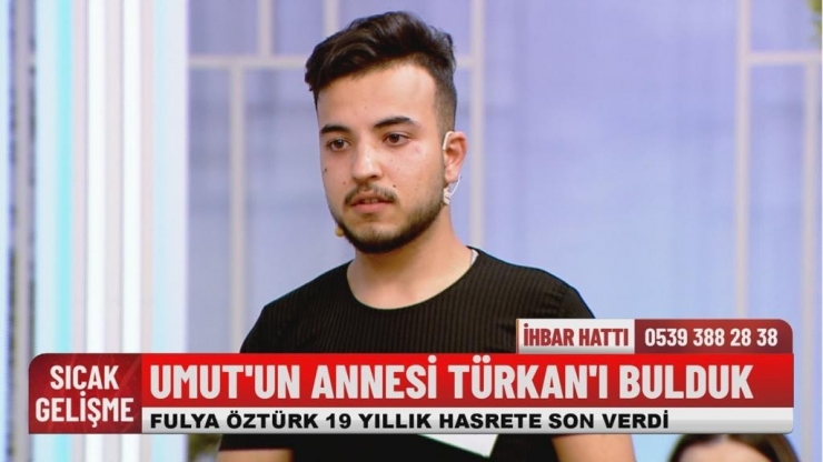 Anne İle Oğlunun 19 Yıllık Hasreti Canlı Yayında Son Buldu