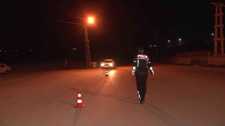 Adıyaman’da Uygulama Yapan Polis Ölümden Döndü