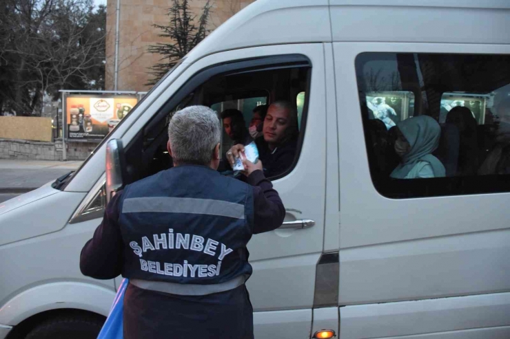 İftara Yetişemeyenlerin İmdadına Ekipler Yetişiyor