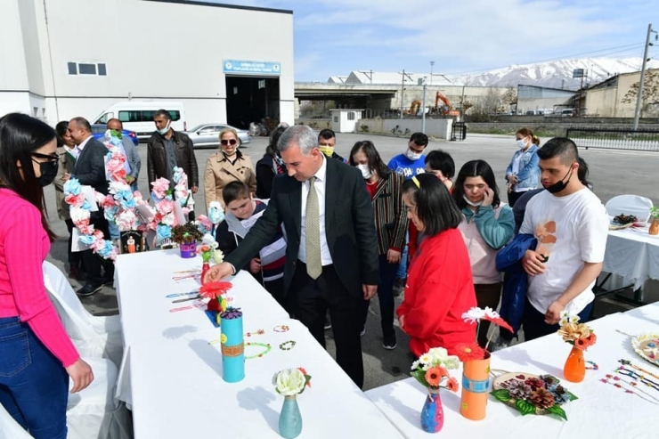 Down Sendromlu Çocuklar, Gönüllü Çevre Müfettişi Oldu