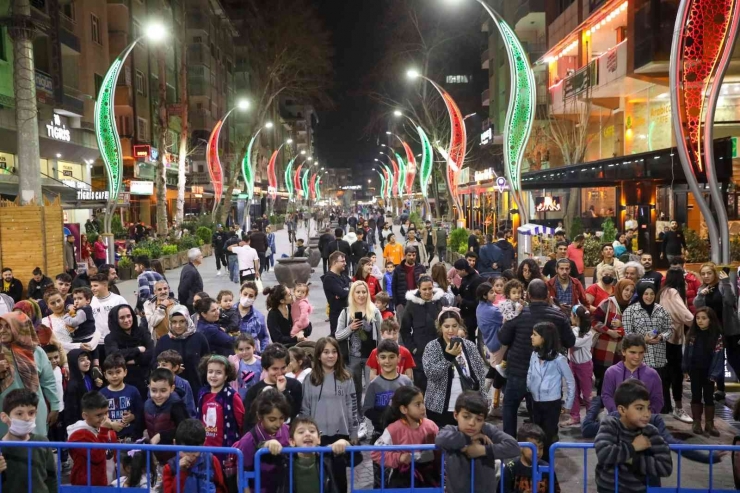 Ramazan Coşkusu Gezici Otobüsle Diyarbakır Sokaklarında