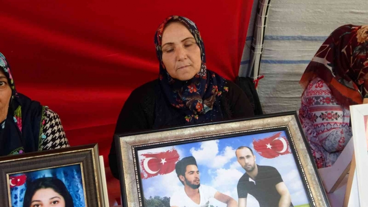 Diyarbakır’da 961 Gündür Evlat Nöbetinde Olan Aileler, Çocuklarının Yolunu Gözlüyor