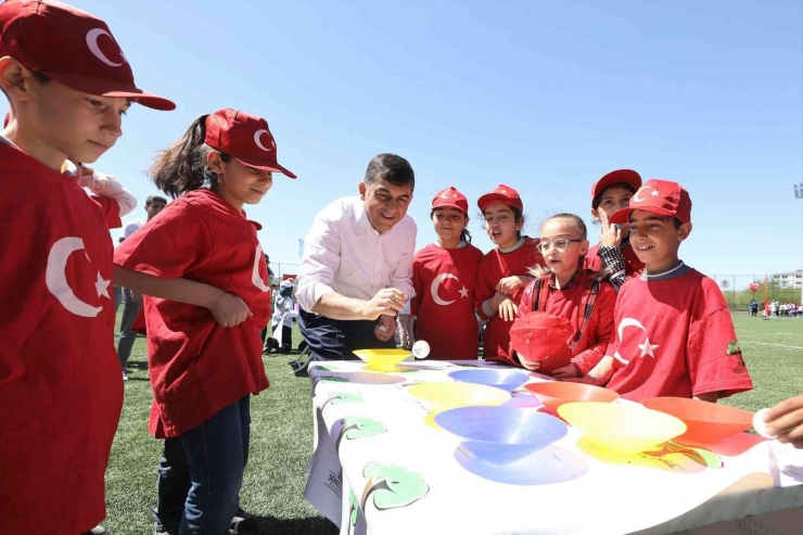 Şenlikte Önce Öğrendiler Sonra Eğlendiler