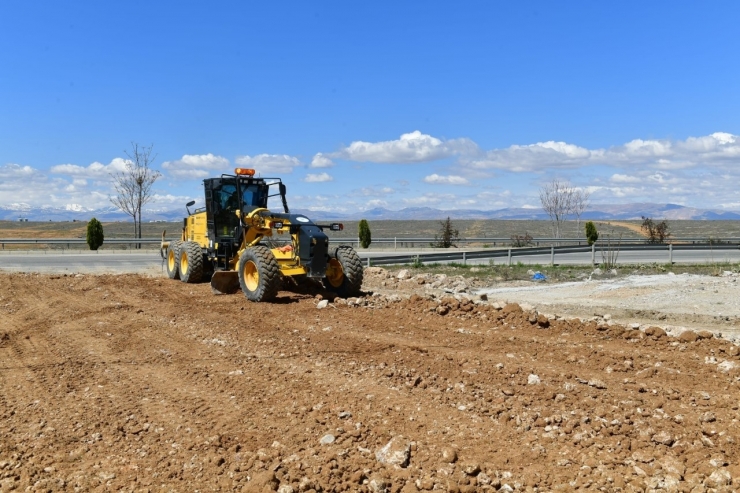 Yesilyurt’un Mahalleleri Cazip Hale Geliyor