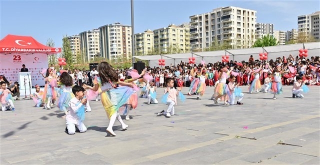 Diyarbaır’da 23 Nisan Etkinlikleri