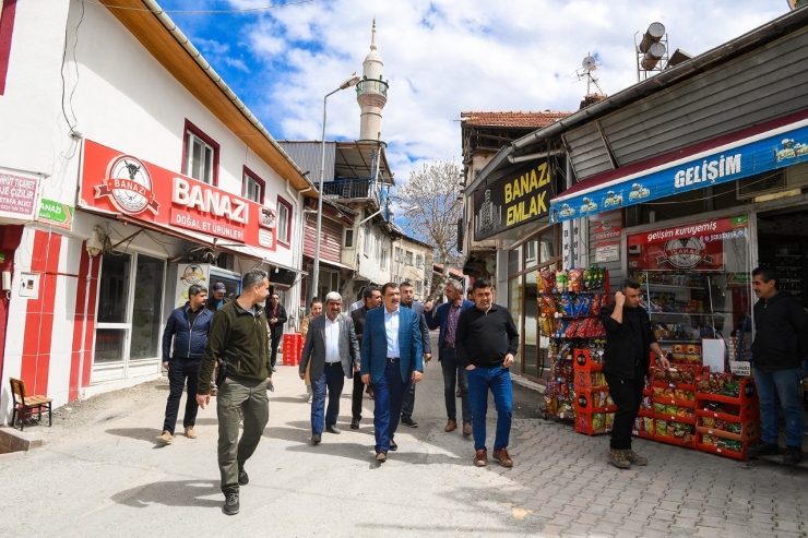 Malatya’da Yapımı Süren Mesire Alanı Ve Semt Konağı Aynı Zamanda Tamamlanacak