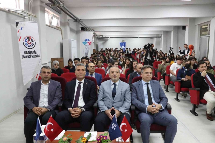 Hkü’den ‘kariyer Planlama Ve Meslek Tanıtım’ Seferberliği