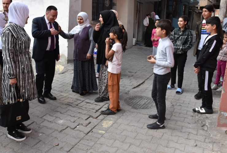 Bağlar Belediye Başkanı Beyoğlu, Ramazan Boyunca Bin 200 Aile İle Bir Araya Geldi