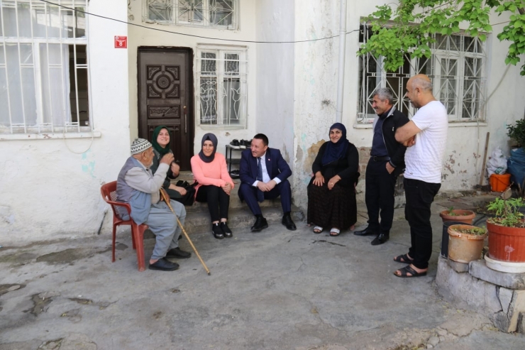 Bağlar Belediye Başkanı Beyoğlu, Ramazan Boyunca Bin 200 Aile İle Bir Araya Geldi