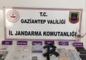 Gaziantep’te Uyuşturucu Ve Kaçakçılık Operasyonu