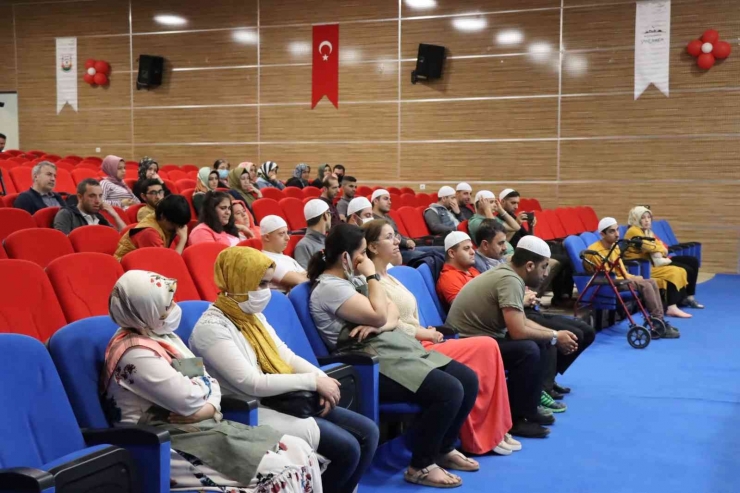 Şanlıurfa’da Görme Engelli Öğrencilerin Hatim Sevinci