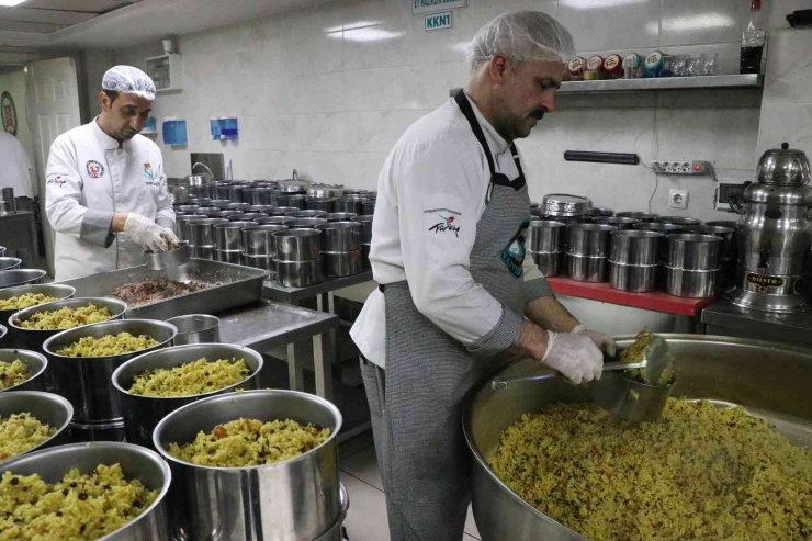 Şanlıurfa’da Bayram Gelenekleri Yaşatılıyor