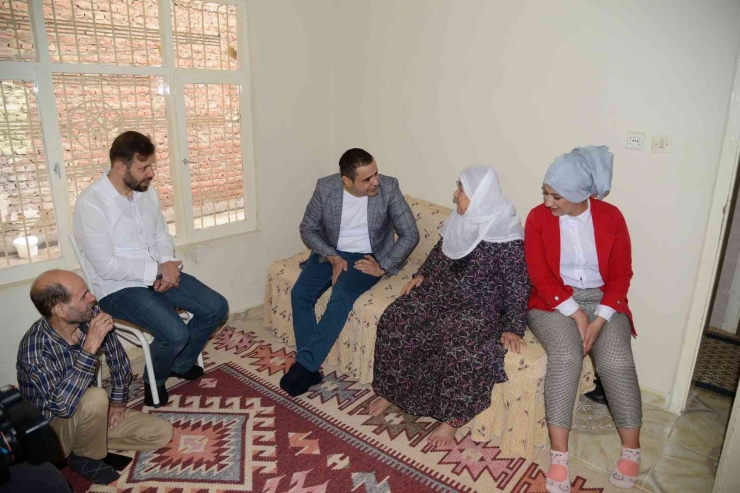 Diyarbakır’da Ulu Çınarlar Ve Hastalar Bayramda Unutulmadı