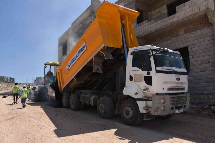 Şahinbey’de Bahar İle Birlikte Asfalt Çalışmaları Hız Kazandı