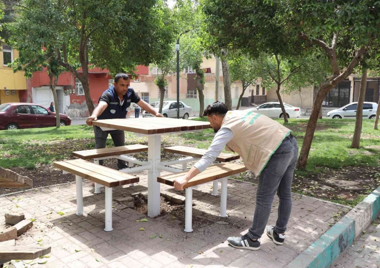 Haliliye’de Parklara Bahar Bakımı