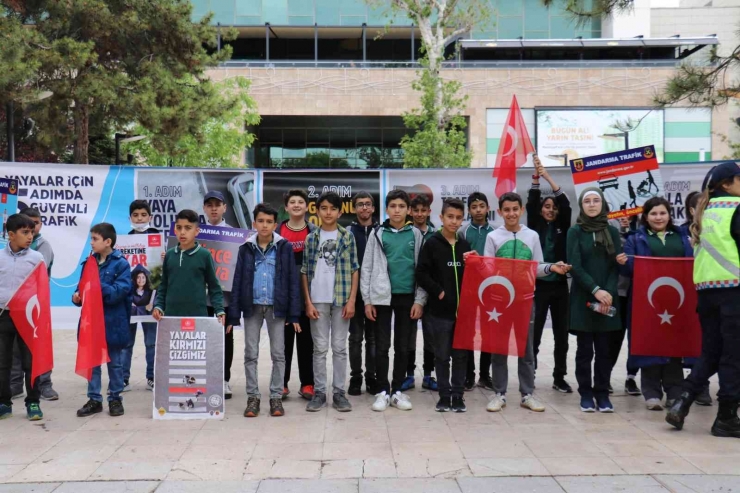 Malatya’da “yayalar İçin 5 Adımda Güvenli Trafik” Tanıtımı Yapıldı