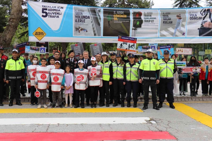 Malatya’da “yayalar İçin 5 Adımda Güvenli Trafik” Tanıtımı Yapıldı