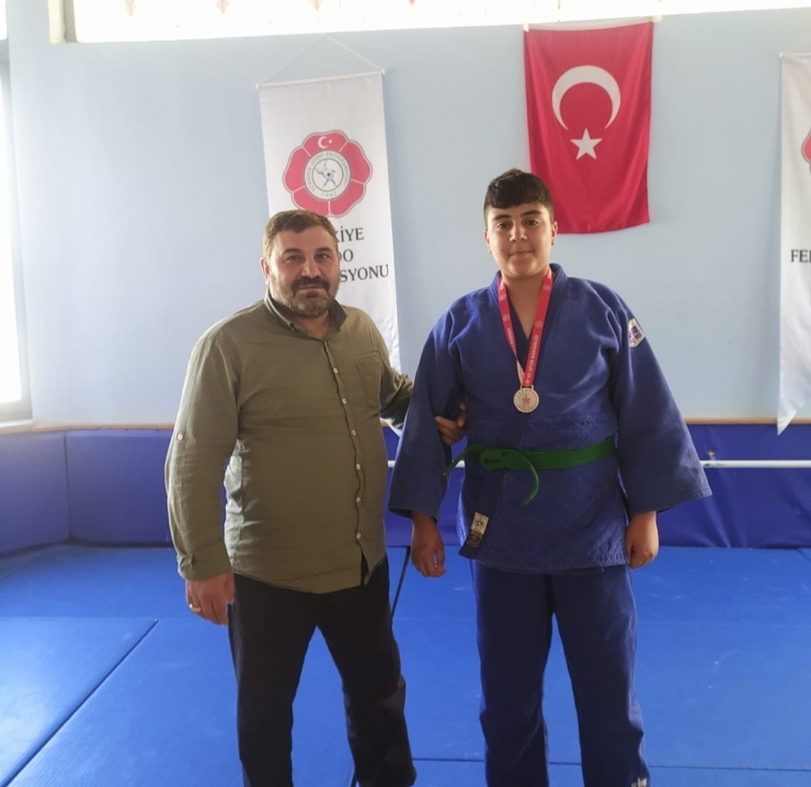 Eyyübiyeli Sporcular Judo Türkiye Şampiyonasına Katılacak