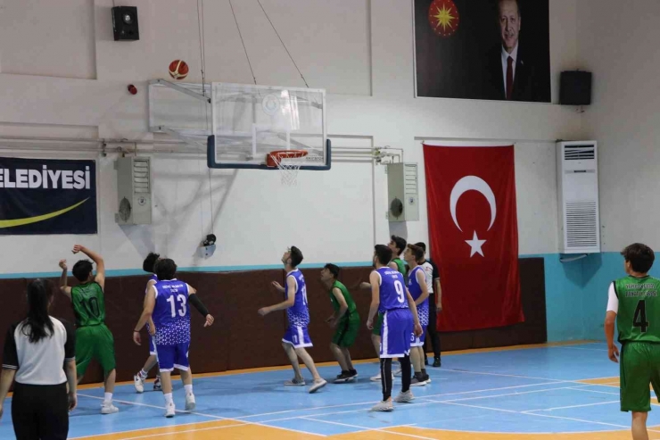 Şanlıurfa’da 19 Mayıs Basketbol Turnuvası Başladı