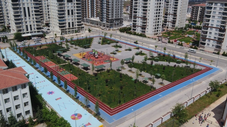 Akkent Mahallesi’ne Yeni Park