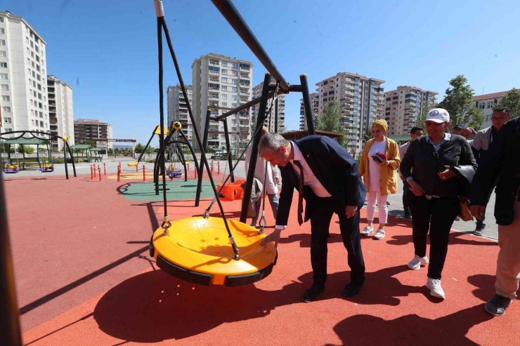 Akkent Mahallesi’ne Yeni Park