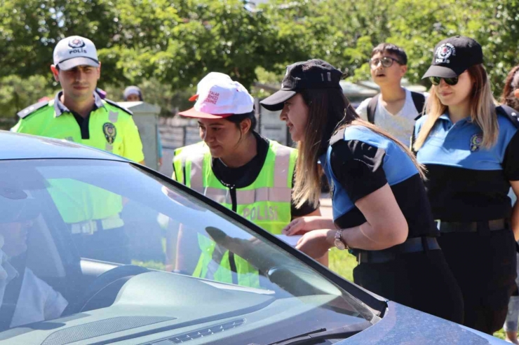 Şanlıurfa’da Özel Çocuklar Trafik Polisi Oldu
