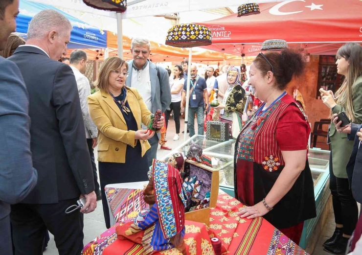 Şahin’den 4 Yıldır Gaziantep’te Sergilenen Bez Bebekler İçin Müze Müjdesi