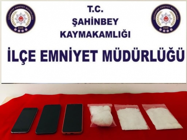 Gaziantep’te Bir Buçuk Kilogram Eroin Ele Geçirildi