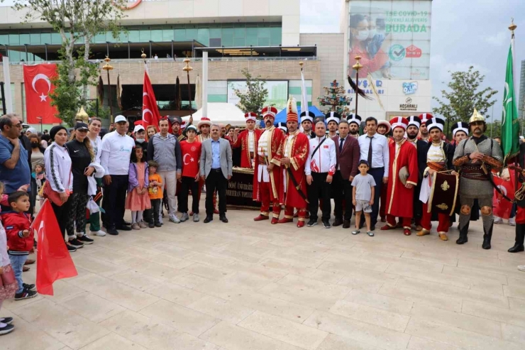 Malatya’da Gençlik Haftası Dolu Dolu Geçiyor