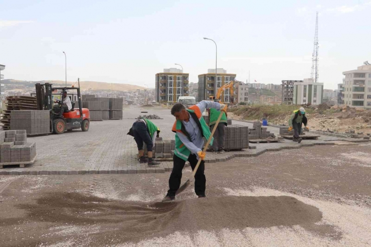 Batıkent’te Yeni Yollar Kilitli Parkeyle Döşeniyor