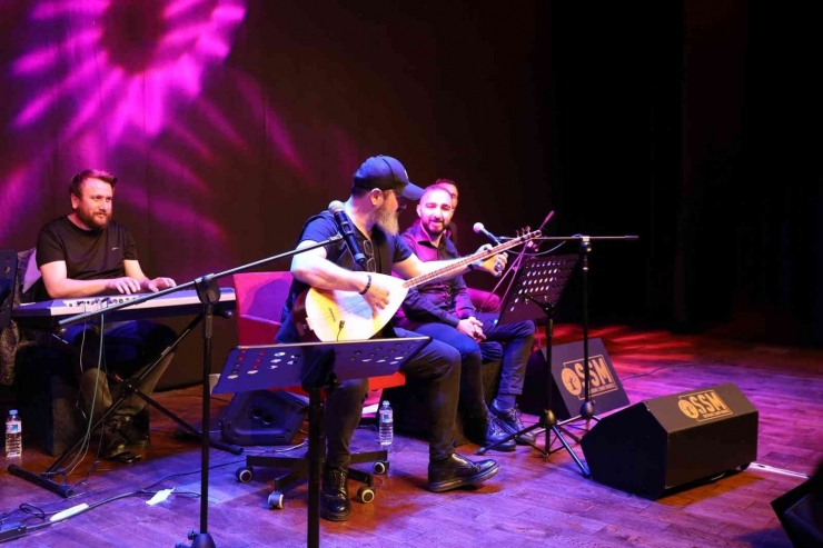 Talha Bora Öge’nin Konserine Yoğun İlgi