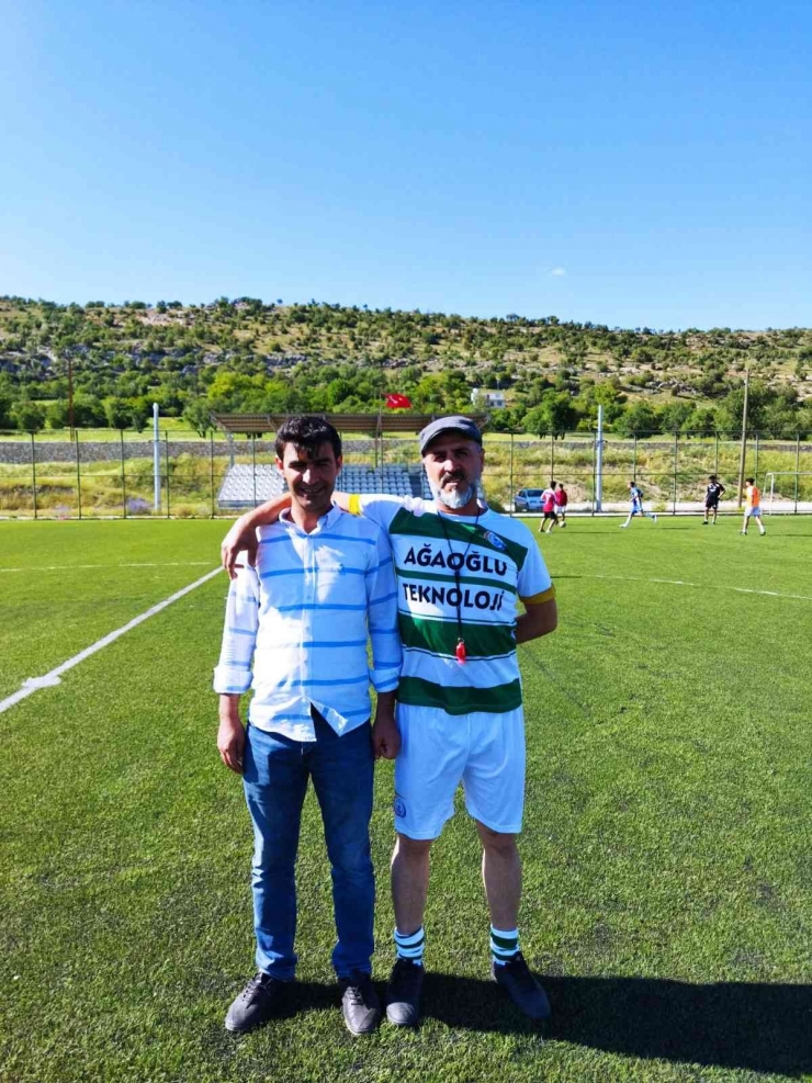 Dicle Gençlikspor Play-off’tan Çıkmak İçin İdmanlarına Devam Ediyor