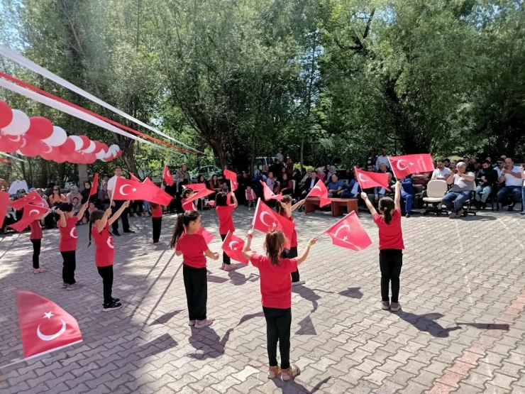 Öğrencilerin Yıl Sonu Etkinliği Heyecanı