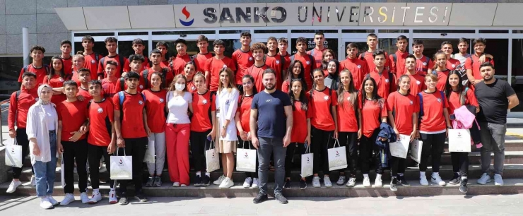 Adil Sani Konukoğlu Spor Lisesi Öğrencileri Sanko’da