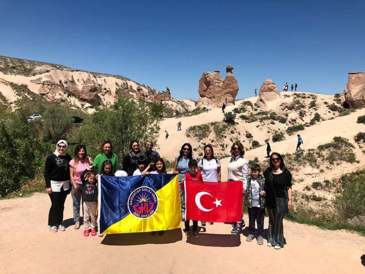 Kolej Öğrencileri Kapadokya Gezisinde