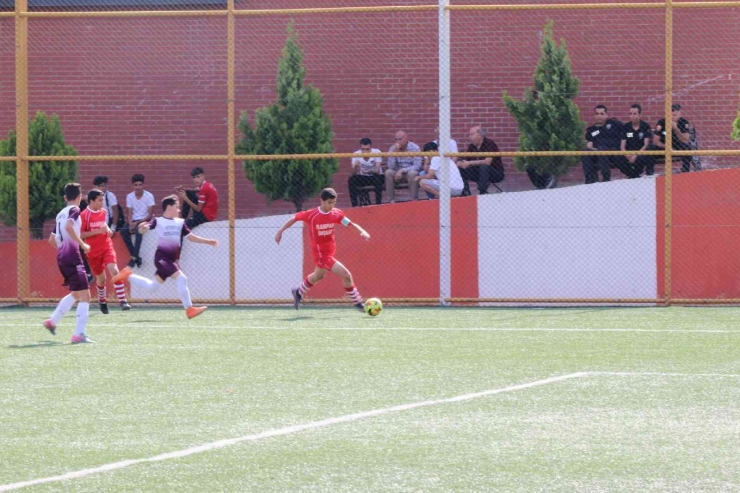 Şanlıurfalı Minik Sporcular U14 Liginde Yeteneklerini Sergiledi