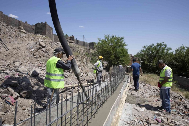 Benusen’de Çevre Düzenleme Çalışması