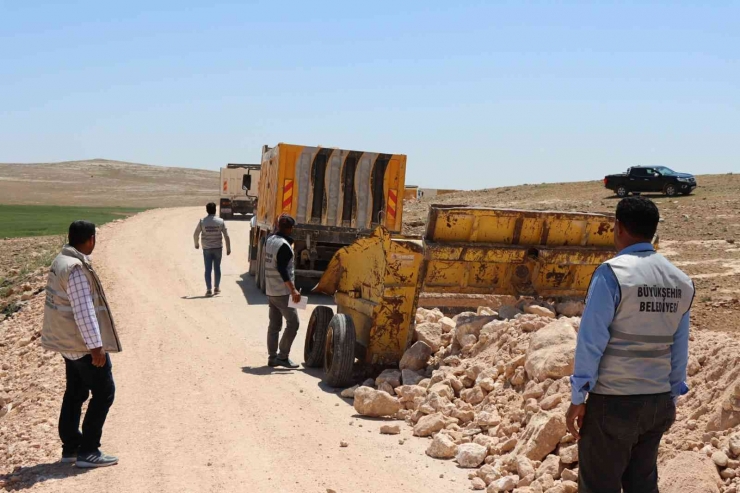 Şanlıurfa’da Stabilize Yol Çalışması