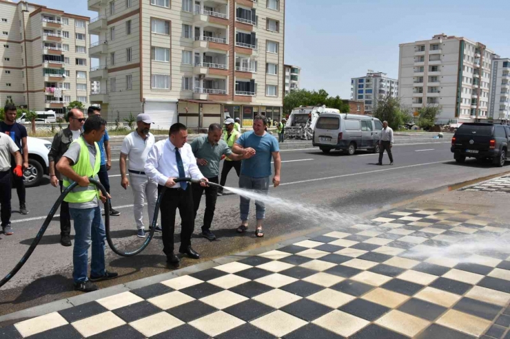 Başkan Beyoğlu’ndan Temizlik Çalışmalarına Destek