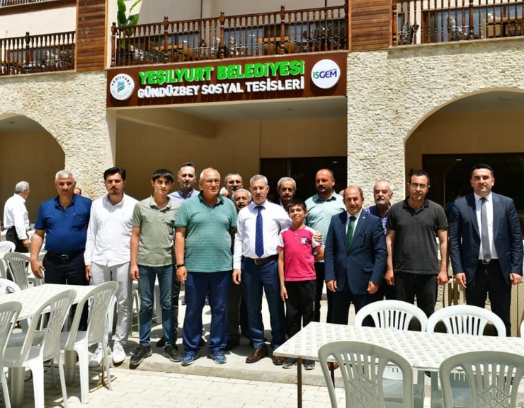 Başkan Çınar, Gündüzbey Sosyal Tesislerinde Mahalle Sakinlerini Ağırladı