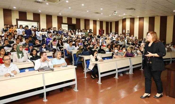 Gaün Tıp Fakültesi Öğrencilerinin Bilimsel Çalışmaları Sergilendi