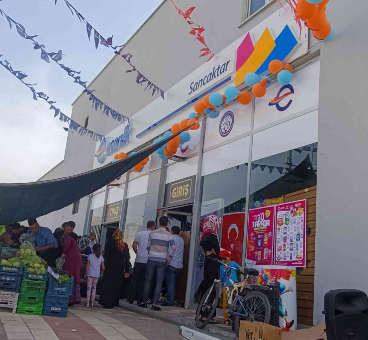 Esenlik Marketlere 3 Yeni Şube Daha Katıldı