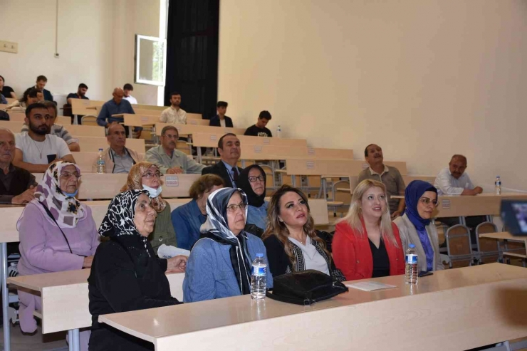 Tazelenme Üniversitesi’nde İlk Ders Heyecanı